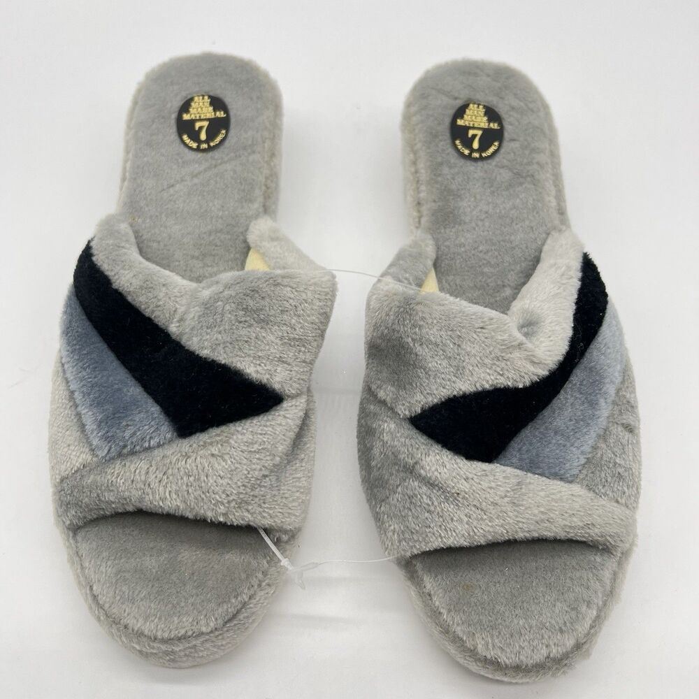 VTG 1 Pairs of 1980s Blue/Gray Color Blocked Velvet Boudoir Slippers -Size 7